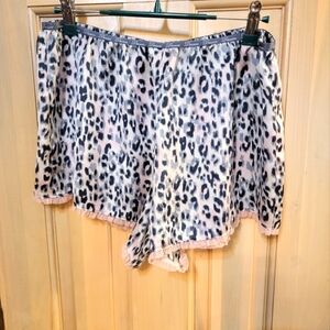 Misses Sz M Victoria Secret Animal Print Sleep Shorts